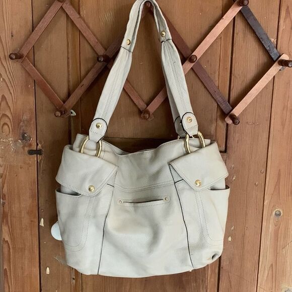 B Makowsky cream leather hobo shoulder bag - Picture 2 of 10